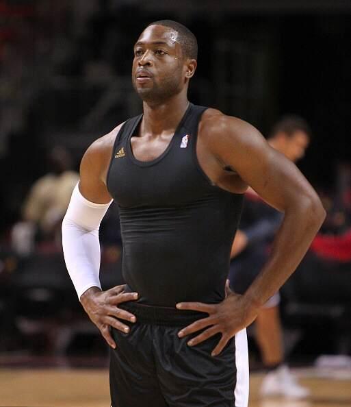 赢得9次对抗（全场最高）