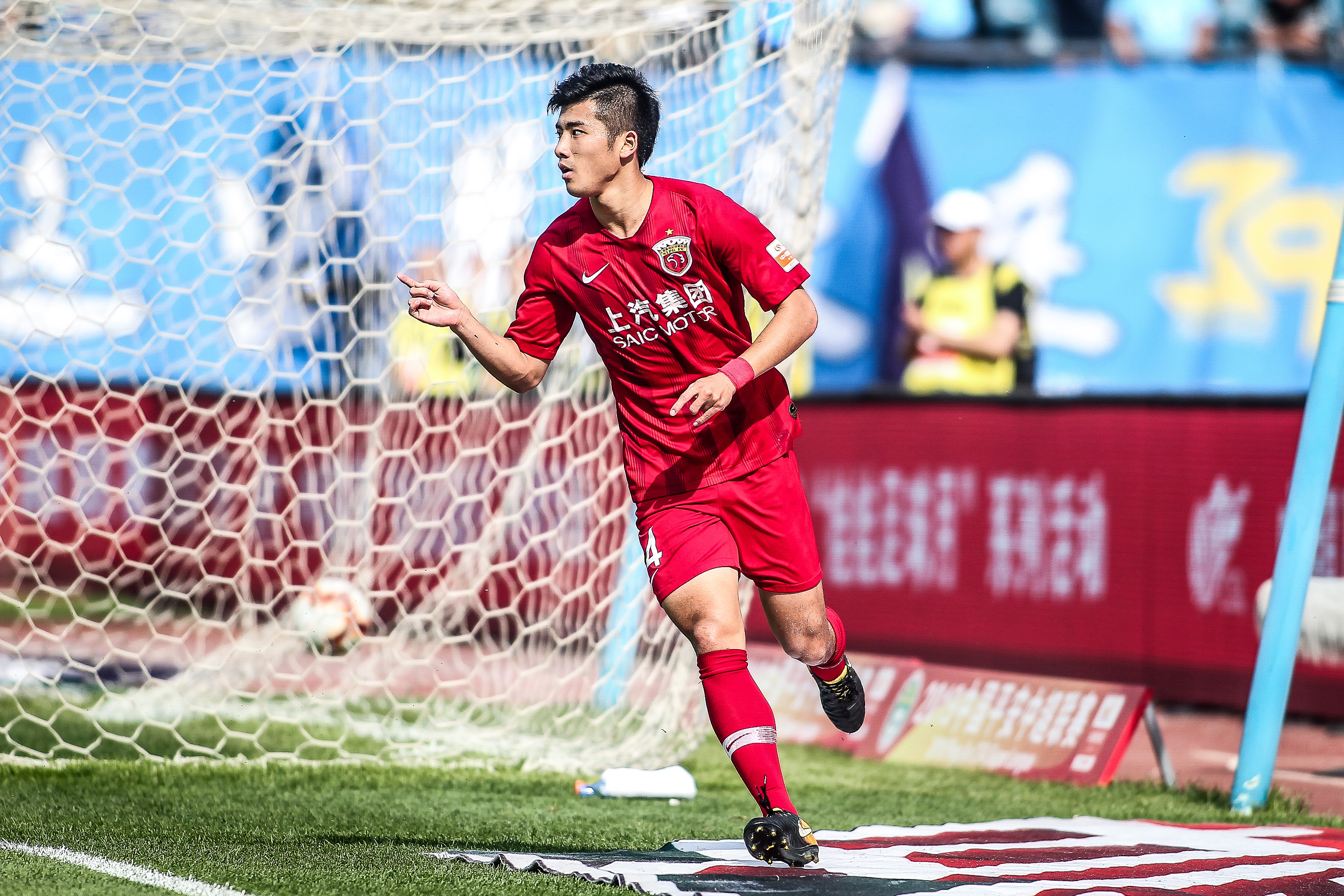 或将解散！中超某球队欠薪严重，准入资格堪忧，梅州客家或成最大受益者