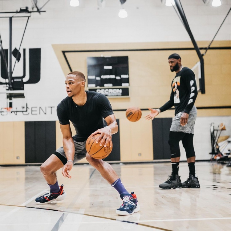 再见杰夫-格林！火箭、快船、尼克斯酝酿三方交易，2米03前锋辅佐杜兰特争冠