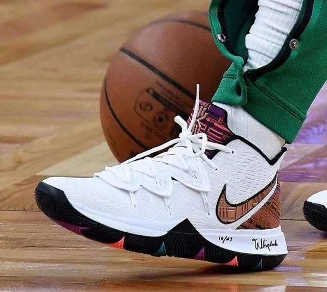 NBA今日里程碑！哈登历史第1，库里创神级纪录，杜兰特超越张伯伦